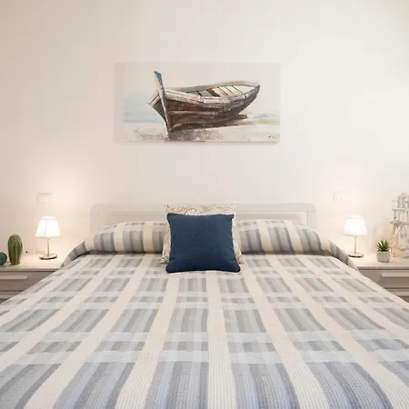 Il Faro Holiday home *